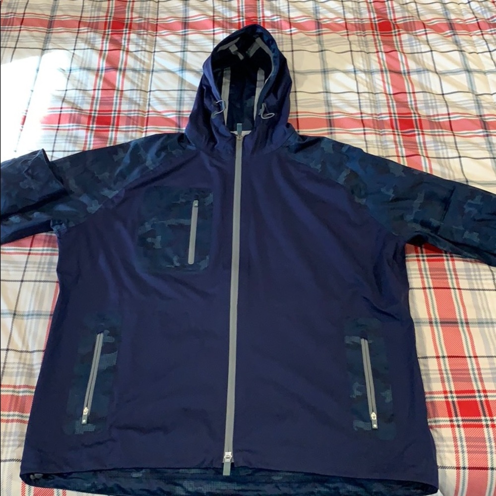 Like New Peter Millar Jacket Wind Breaker size XL